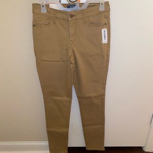 SOLD☀️NWT Rockstar Skinny Jeans